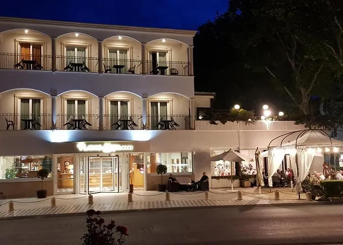 Platani Hotel Bolsena photo