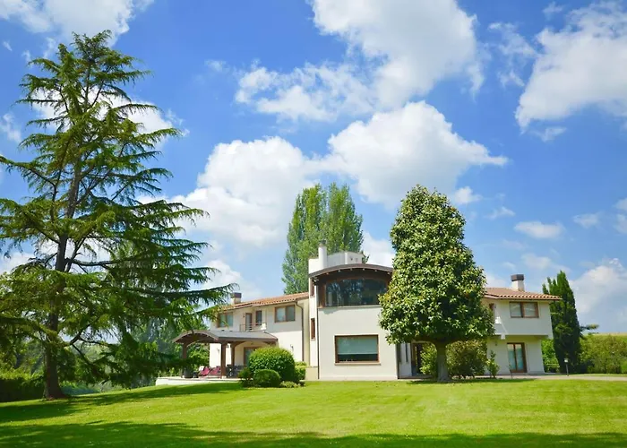 Villa Loredana Isola Farnese foto
