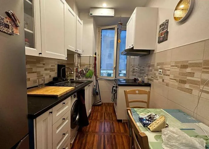 صورة شقة Castel Fusano  في Cosy Luxe Flat In The Centre Of Rome 3Bd