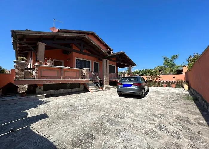 Villa Casa Di Liyang Castel Porziano Foto