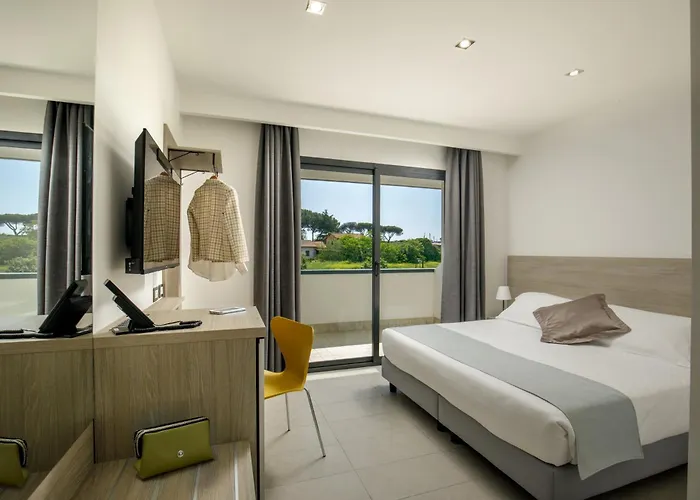 Simon Hotel Aprilia photo