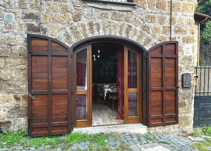 Etruscan Garden Apartment ストリの写真