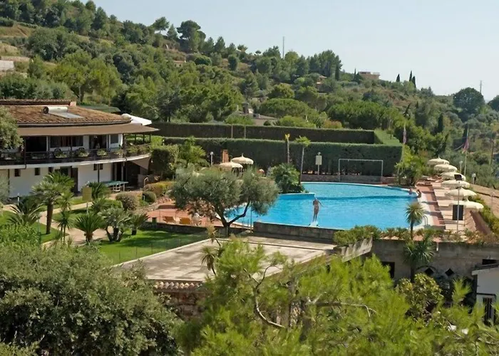 Photo de Residence Costa Di Kair Ed Din Sperlonga