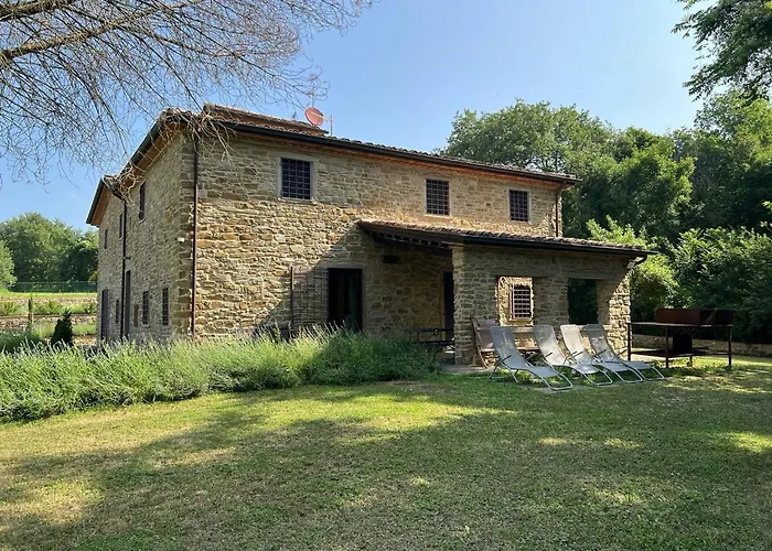 Restored Farmhouse In The Arezzo Hills photo