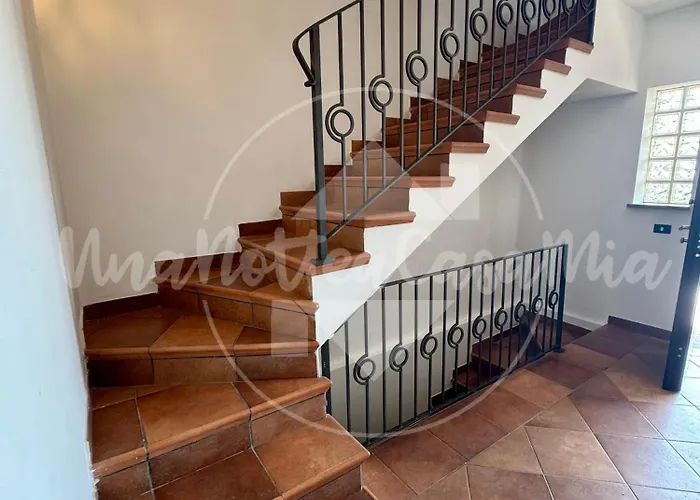 Camere In Villa Senza Cucina Sacrofano foto