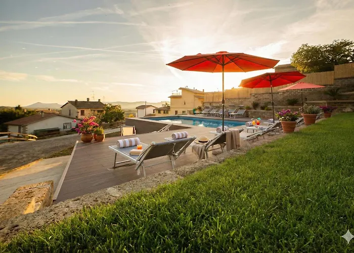 foto di Villa Esclusiva 7 Camere con Piscina 40min da Roma Canale Monterano