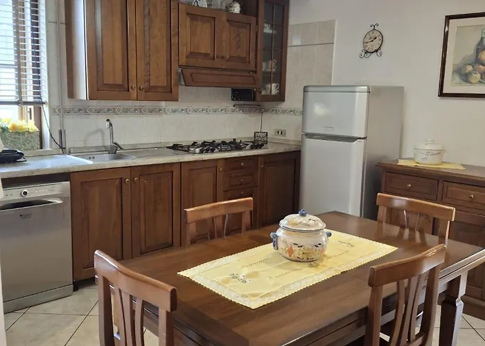 Villa Gianna - Elegante Dimora Con Giardino - Tra Le Terme Di Suio E Il Mare Di Gaeta Castelforte foto