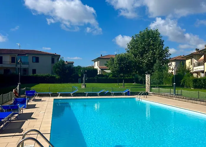 Il Pratino Sul Lago Capodimonte photo