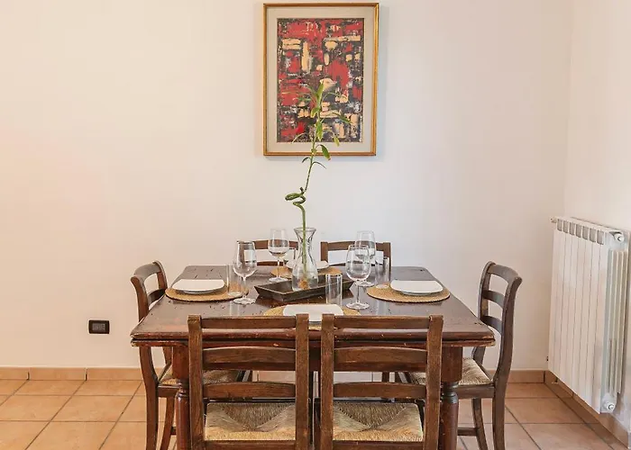 Photo de Maison Mirabile With Garage Sutri